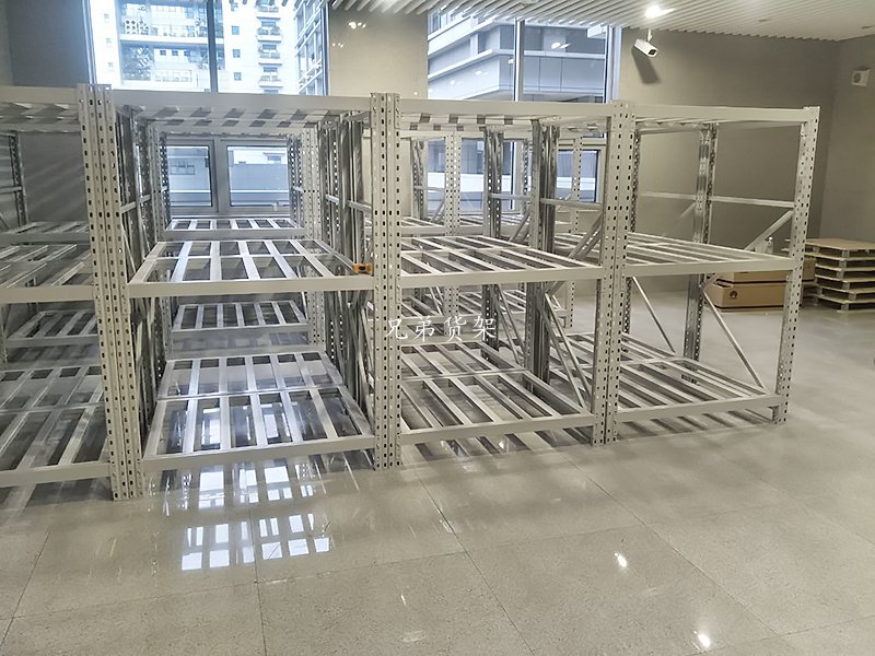 不銹鋼輕型貨架都有哪些價格？深圳輕型貨架價